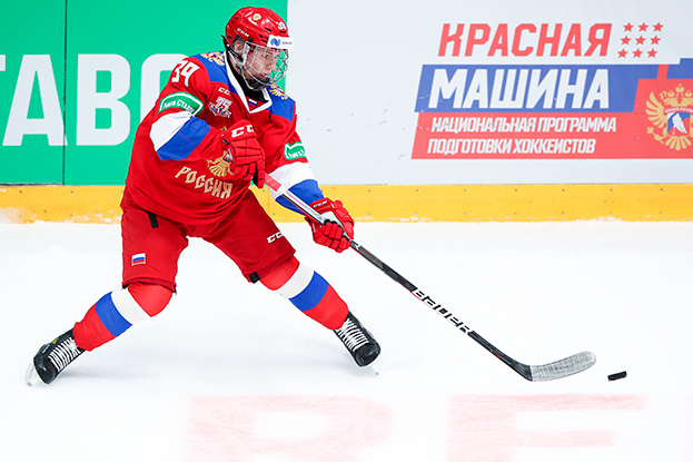 Хоккеист сборной России Матвей Мичков.