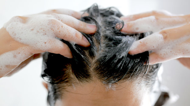 Как мыть жирные волосы, чтобы они долго не загрязнялись. Спорт-Экспресс