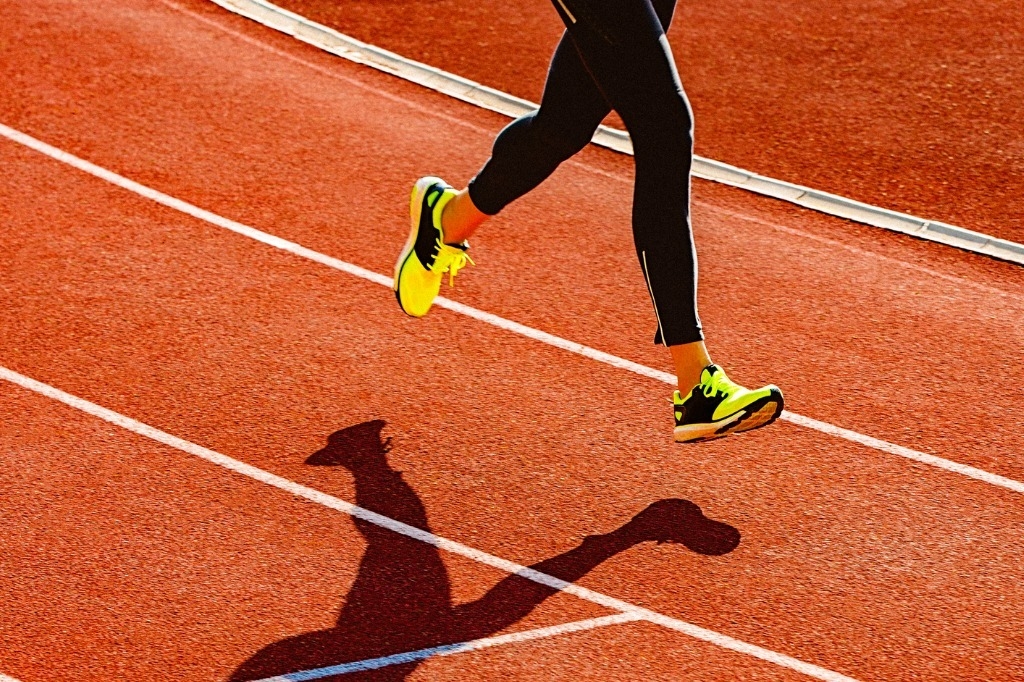 какую обувь используют спортсмены бегуны
