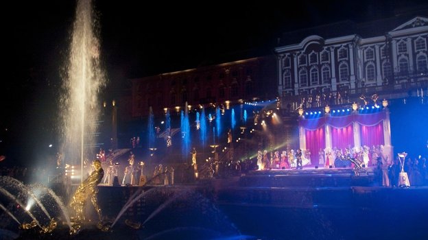 Петергоф: осенний праздник фонтанов 2024