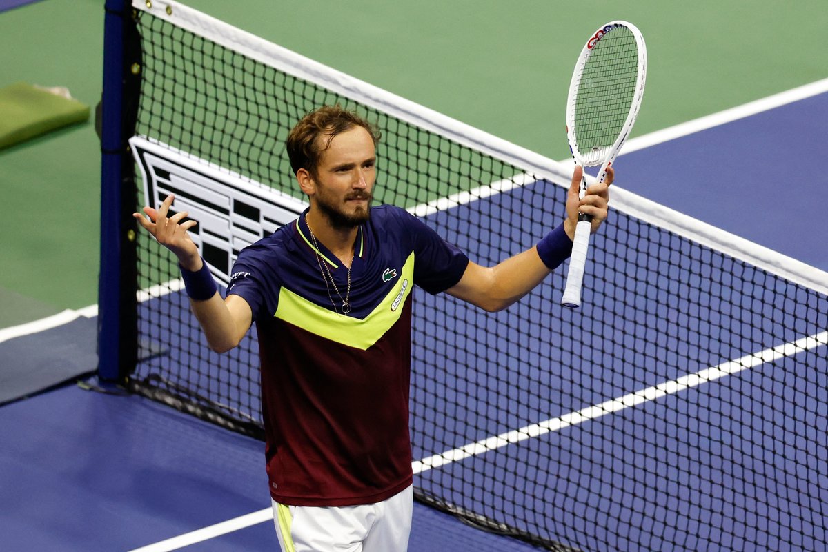 Даниил Медведев — Новак Джокович: прямая трансляция финала US Open (видео)  10 сентября 2023. Спорт-Экспресс