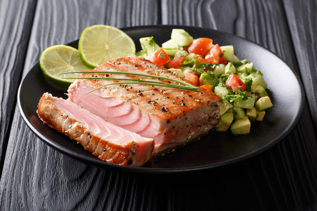 Как вкусно приготовить тунца на сковороде: лучшие рецепты и секреты