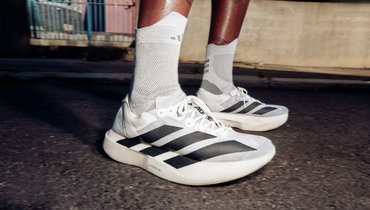 Adidas выпустил беговые кроссовки за 500 долларов. Оправдана ли цена?