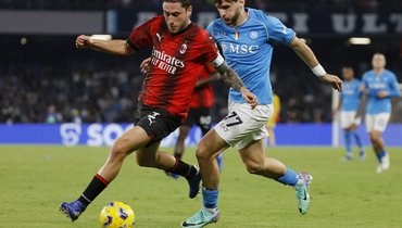 «Наполи» сыграл вничью с «Миланом», уступая со счетом 0:2