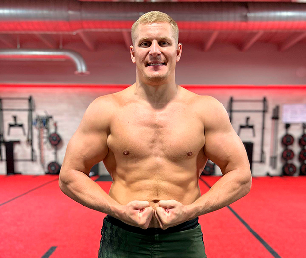 Тренер Хабиба Хавьер Мендес о бое Сергей Павлович — Том Аспиналл: интервью.  Спорт-Экспресс