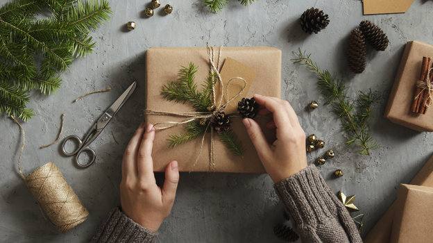Как упаковать подарок: 13 простых и эффектных идей