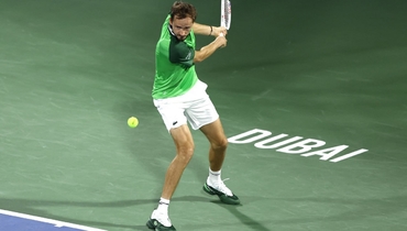 Медведев победил Шевченко в первом круге турнира в Дубае