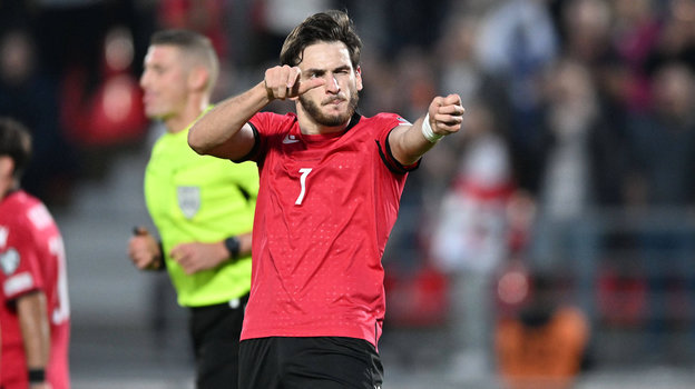 Хвича Кварацхелия. Футболист сборной Грузии Хвича Кварацхелия