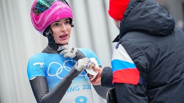 Төсекте досымның анасының порносымен ояндым