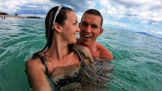 Әлсіреген порно Хенсис Родригестің себебі болды