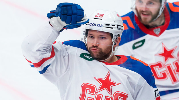 Хоккеист СКА Сергей Толчинский.