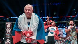 «Мы воюем не с братскими народами, а с фашистами». Федор Емельяненко — про СВО, Карелина и депутатов