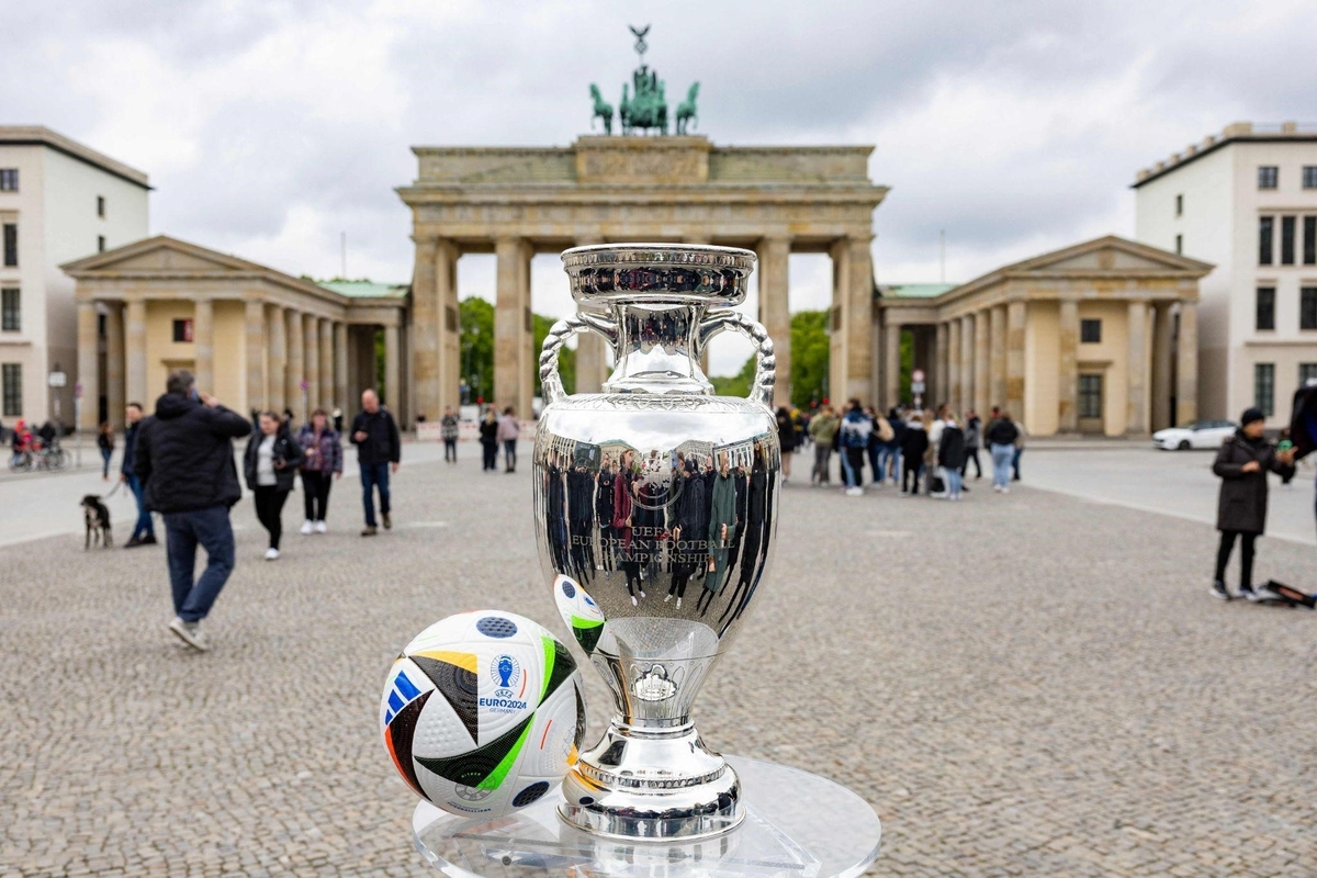 Euro cup futbol on sale