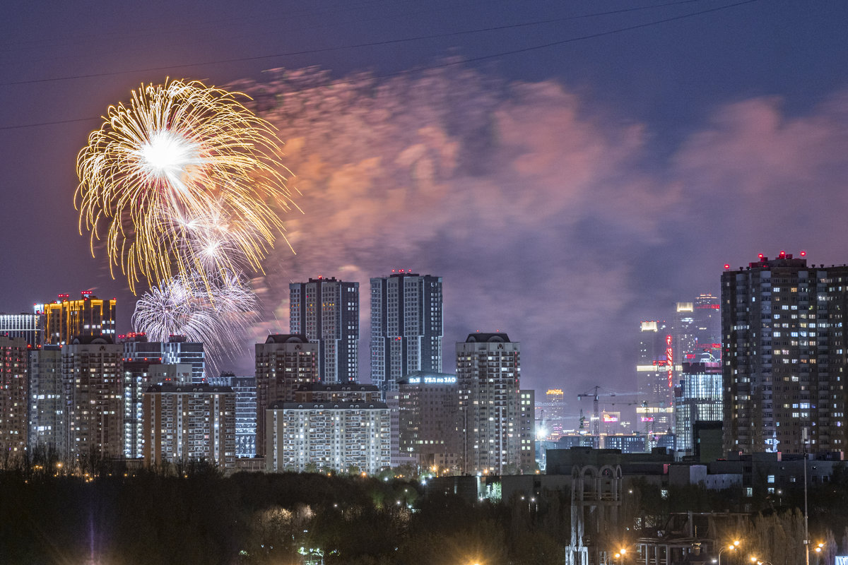 Когда будет салют и где посмотреть в Москве на День России 2024.  Спорт-Экспресс