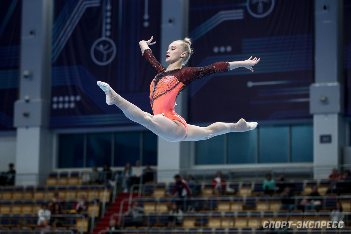 Порно Фильм Онлайн - Сексуальные Гимнастки / Sexual Gymnastics - Смотреть Бесплатно!