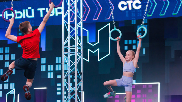 Полоса препятствий супер ниндзя. Супер ниндзя стс. Красный рейнджер ниндзя сталь. Суперниндзя дети 8 выпуск. Суперниндзя дети 8 выпуск.