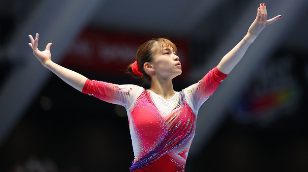 Moynali kiyimlardan porno rossiyalik lesbiyanlar