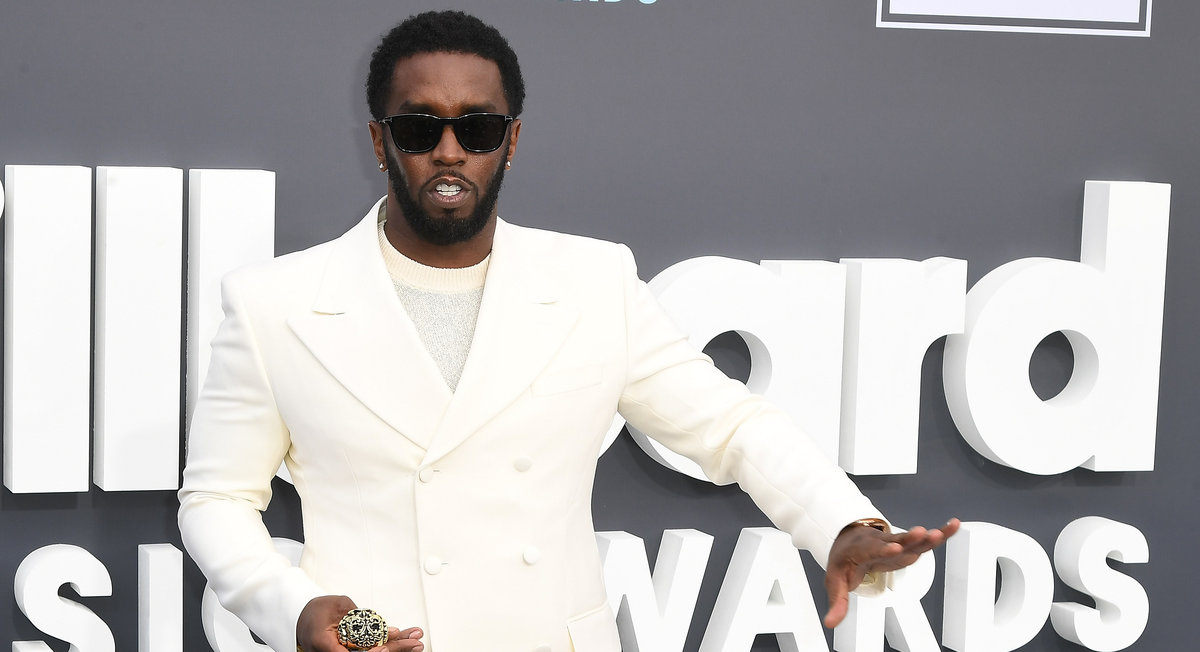 корпоратив засветы Пи Дидди (Puff Daddy): биография и подробности личной жизни — скандальные  вечеринки и арест. Спорт-Экспресс