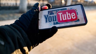 YouTube.