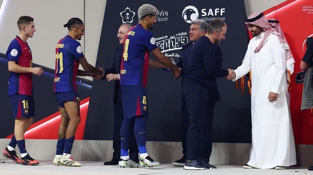 Сколько «Реал» и «Барселона» заработали за матчи в Саудовской Аравии? Как шейхи захватывают европейские Суперкубки