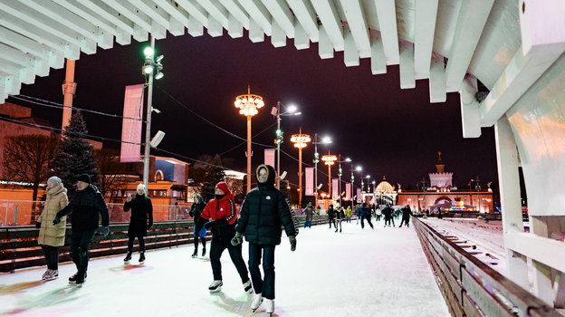 Каток на ВДНХ.