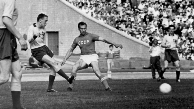 Владимир Кесарев в сборной СССР в 1963 году.