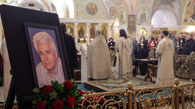 Борис Спасский: родился в Ленинграде, жил во Франции, похоронен в Москве