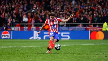 УЕФА подтвердил: гол Альвареса отменили верно. Но это правило хотят пересмотреть