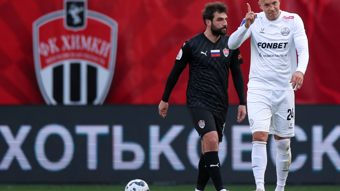 Футболист Георгий Джикия, футболист Артем Дзюба.