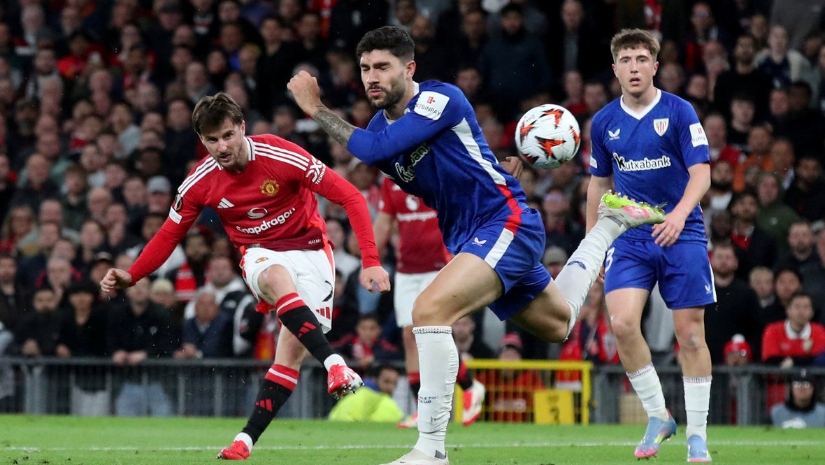 футбольный матч Лига Европы интенсивная борьба