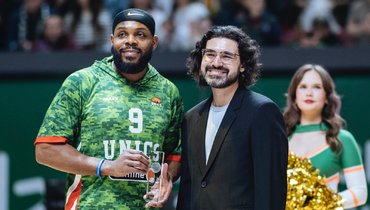 «СЭ» вручил Маркосу Найту награду MVP сезона по версии игроков Единой лиги