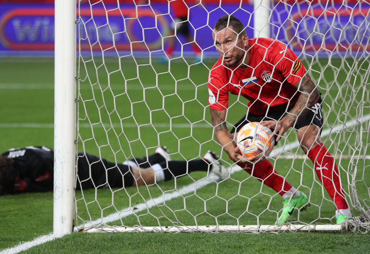 Футболист Антон Заболотный