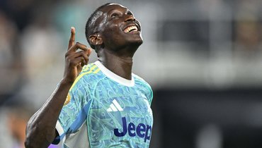 «Ювентус» разгромил «Аль-Аин» на клубном чемпионате мира