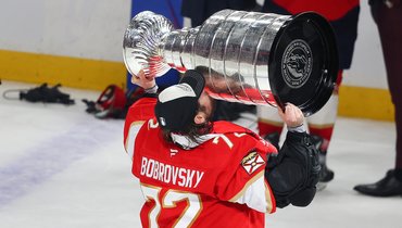 Голкипер «Флориды» Сергей Бобровский.