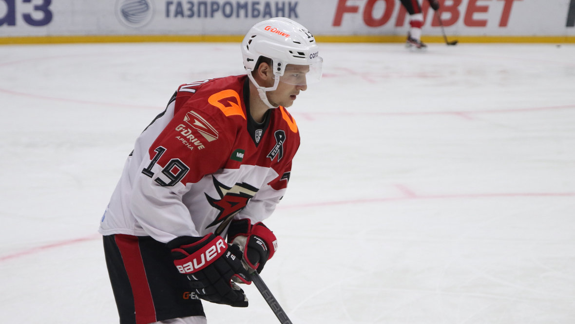 Владимир Ткачев на тренировке или разминке.
