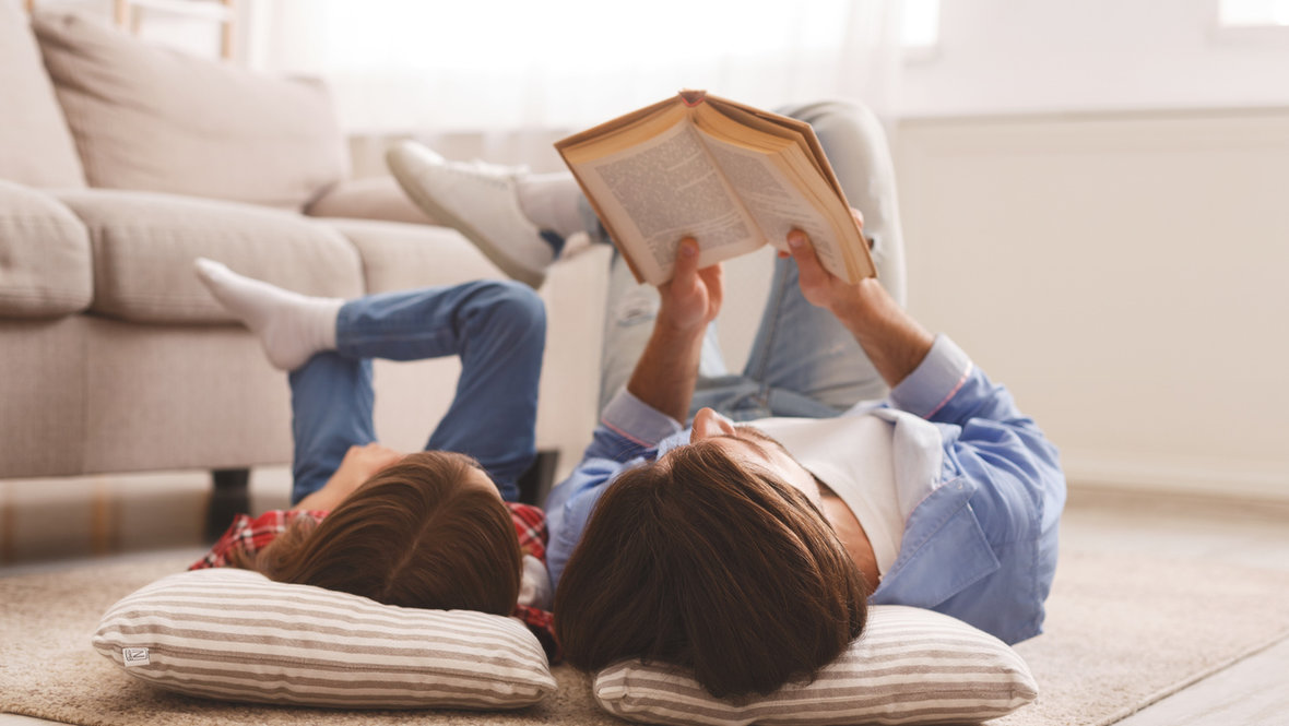 Литературный антидепрессант: 9 книг, которые вернут вкус к жизни