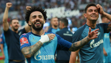 Клаудиньо назвал причины ухода из «Зенита». Зачем он продлевал контракт год назад?