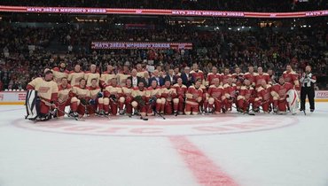 Участники прощального матча Павла Дацюка в Екатеринбурге.