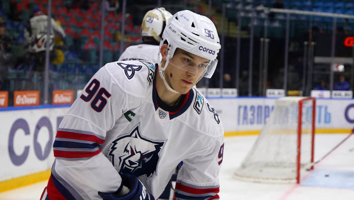 Владислав Леонтьев.