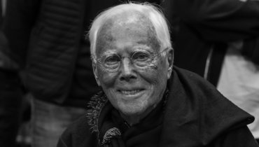 Умер легендарный модельер Джорджо Армани. Он одевал «Челси», «Наполи» и олимпийских спортсменов