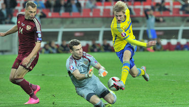 «Чудотворец!» Суперсейвы Акинфеева, гол Дзюбы, троллинг Федуна. Первый матч Слуцкого в сборной