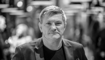 Рикки Хаттон.