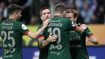 Восемь голов в Петровском парке! «Локомотив» забил «Динамо» пять мячей и вышел на первое место