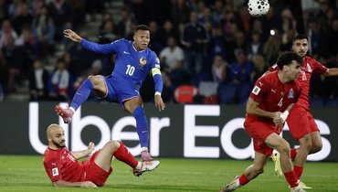 Мбаппе забил и снова травмировался, Германия вырвалась на первое место, Казахстан выиграл с новым тренером