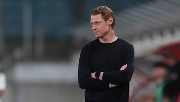 Сюр в «Торпедо»: Парфенов уволен через месяц после назначения, а на его место вернулся Кононов