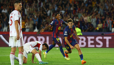 «Барселона» разгромила «Олимпиакос», Фермин сделал хет-трик, у Рэшфорда дубль