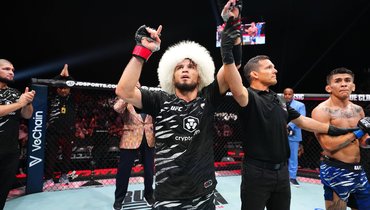 «Хабиб отдавал этому делу всего себя. А я не отдаю». Умар Нурмагомедов одержал непростую победу после первого поражения в карьере