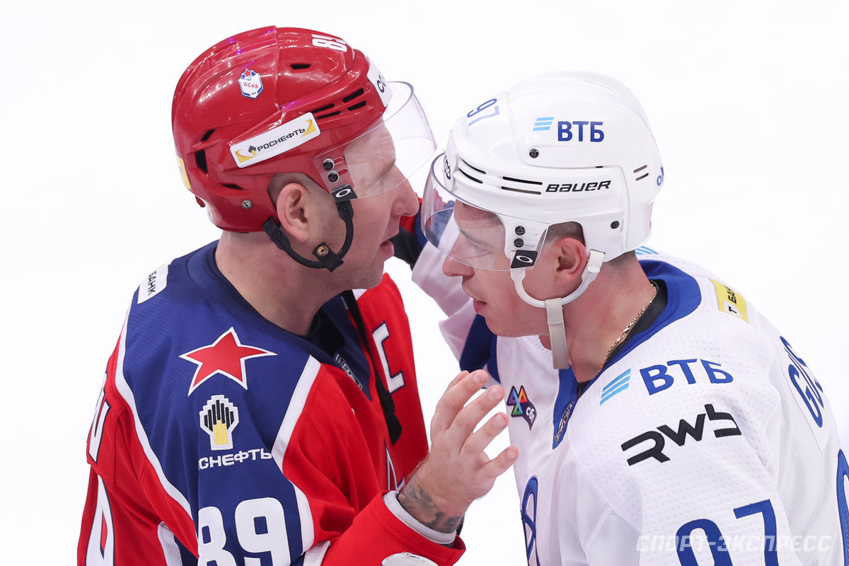 Соратын қыздар