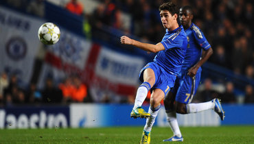 Экс-футболист «Челси» Оскар потерял сознание на медосмотре. Карьера звезды под угрозой