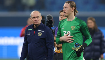 Ляп Сафонова лишил сборную России победы над Перу. Теперь Карпин не уверен, что Матвей — основной